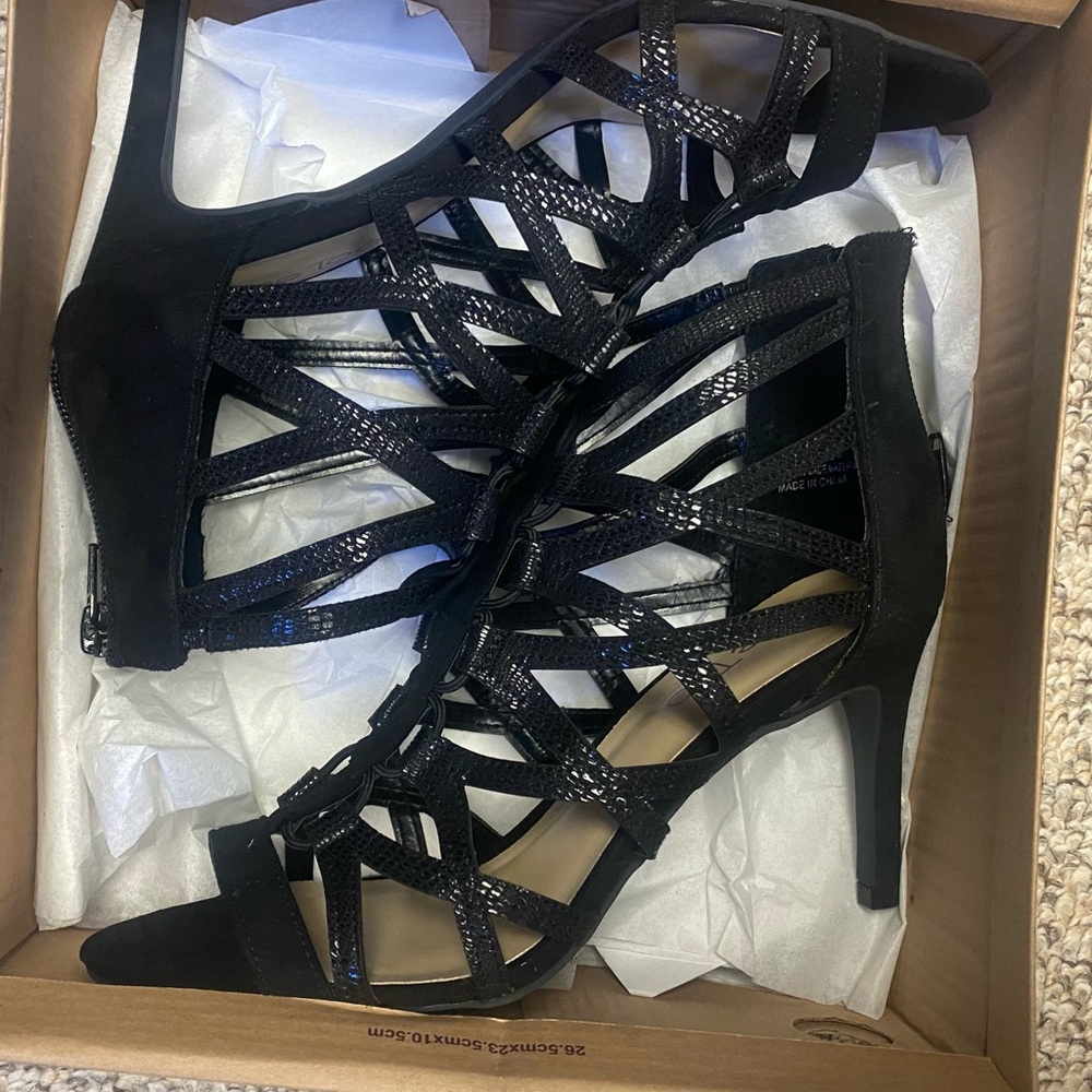 NEW Black Strappy Heels (7.5)